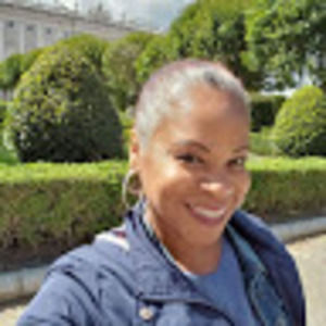 Meet your Posher, Leah